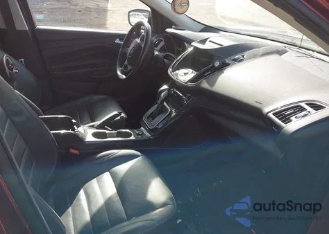 2014 Ford Escape Titanium z USA, uszkodzony, nr VIN 1FMCU9J97EUA26318